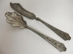 *VINTAGE STANDARD, SILVER PLATE SUGAR SHELL & BUTTER KNIFE SET #B225 - Picture 1 of 9