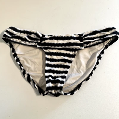 Parte inferior de bikini ROBIN PICCONE blanca a rayas ingleteadas negro marfil talla pequeña 140665 Foto 1 de 4