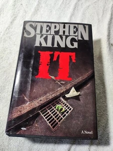 IT by Stephen King 1986 1st Edition Hardcover Book Rare - Picture 1 of 5