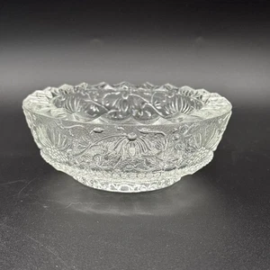 1960 Czechoslovakia pressed glass bowl/ Ashtray - Picture 1 of 11