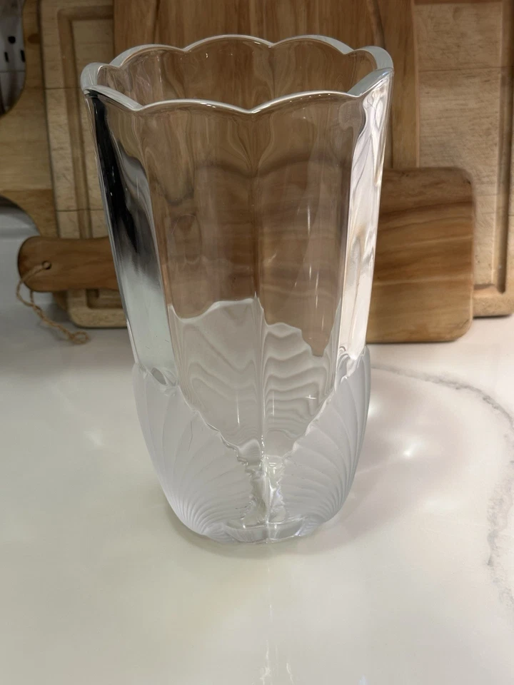 Jarrón de cristal pesado concha de mar esmerilado/claro hecho en Japón playa costera vintage Foto 1 de 4