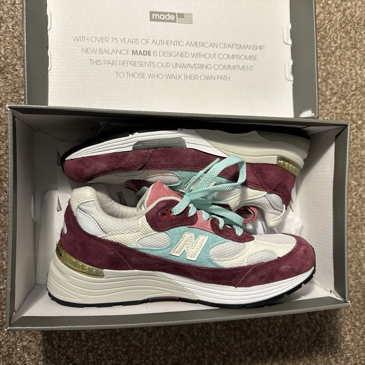 New Balance Kith x 992 Made in USA Kithmas Collection - Burgundy