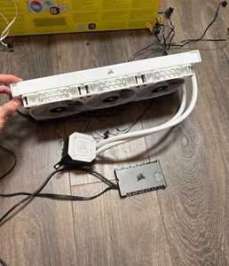 Corsair iCUE H150i Elite Capellix Liquid CPU Cooler - White (CW-9060051-WW) - Afbeelding 1 van 8