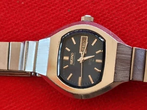 Vintage Rare Seiko Hi-Beat 2206-7040 Ladies Automatic Watch _2322 - Picture 1 of 15