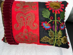 Pier 1 Embroiderd SatinThrow Pillow With Tassels Has Zipper Closure /Pier 1 Tag - Picture 1 of 6