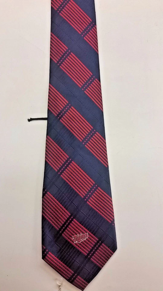 MLB Minnesota Twins Team Necktie, NEW (Plaid)  - Image 1 of 1