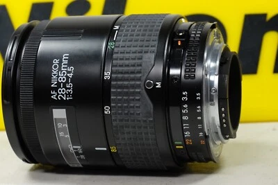 Lente gran angular a teleobjetivo Nikon AF 28-85 mm F/3,5-4,5 zoom Nikkor Foto 1 de 4