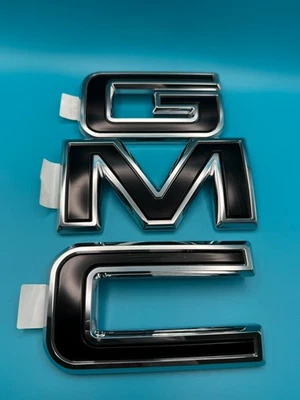 OEM 2019 - 2021 GMC Sierra 1500 2500HD 3500HD Rear Trunk Tailgate Emblem BLACK - Image 1 of 4