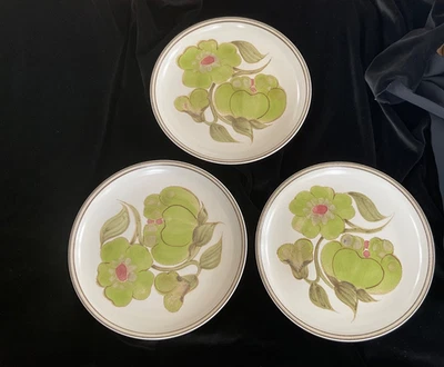 TRES PLATOS DE CENA DENBY TROVADOR Florales 25,5 cms en muy buena condición Foto 1 de 4