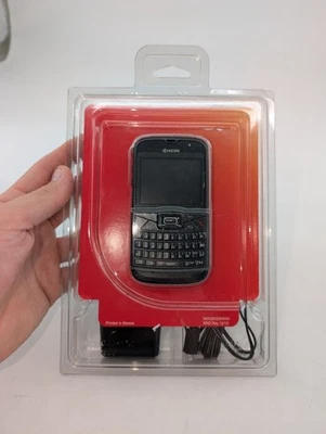 Paylo by Virgin Mobile Kyocera Brio QWERTY (KYS3015APB) Cell Phone - Image 1 of 2