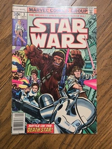 Marvel Comics Group: Star Wars, '¡Batalla contra la Estrella de la Muerte! #3 1977 - Imagen 1 de 4
