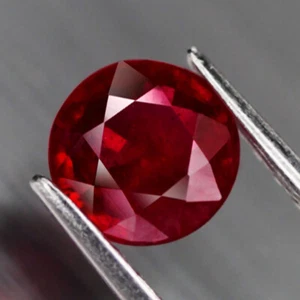 ES 1.37 ct. Rubí Natural Redonda Rojo Namibia - Imagen 1 de 3