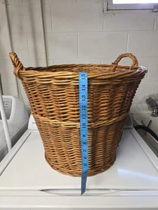 Wicker Woven Laundry Basket Vintage Rattan House Laundry Room Large 15 x 18" - Picture 1 of 8