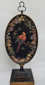 Tapiz vintage arte loro madera oblonga mesa decoración Maitland-Smith manto - Imagen 1 de 9