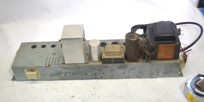 Tubos de vacío amplificador Hammond Organ AO-67-1 / NO PROBADO COMO ESTÁ Foto 1 de 4