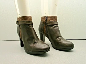 Rialto "Popcorn" Dark Brown Side Zip Stack Heel Fashion Ankle Booties WMS SZ 7.5 - Picture 1 of 9