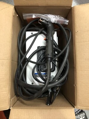 Cortador de plasma Hobart AirForce 12ci con compresor de aire incorporado 120V - blanco Foto 1 de 3