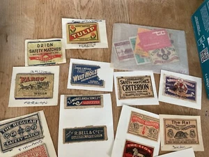 Collectable mixed Match Box Labels on card B272 - Imagen 1 de 2