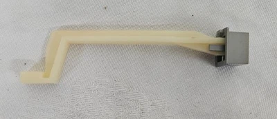 YAMAHA K-500 Tape Deck Power BUTTON w ARM - Изображение 1 из 3