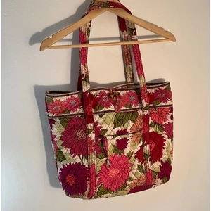 Vera Bradley Floral Hello Dalia Quilted Tote Bag Purse Pockets Travel Carryall - Picture 1 of 15