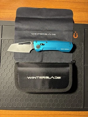 Lote de cuchillos Winterblade Severn LTD 1 M390 de aluminio azul Foto 1 de 4