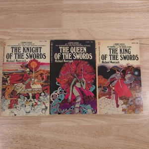 The Swords Trilogy by Michael Moorcock Knight King Queen 1971 1st Print LOT SET - Imagen 1 de 13