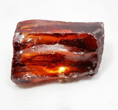 Red Cambodia Cubic Zircon Rough Loose Gemstone 398.55 Ct - Image 1 of 4