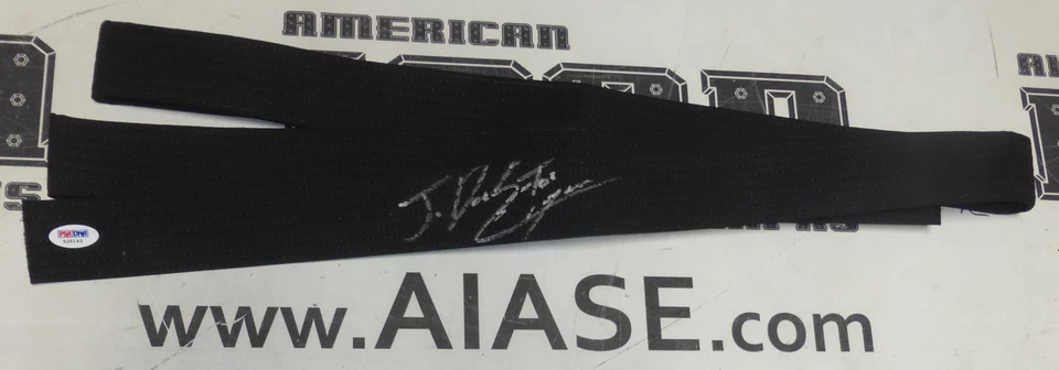 Cinturón Negro Junior Dos Santos Firmado UFC CERTIFICADO DE AUTENTICIDAD PSA/DNA 166 160 155 146 90 Foto 1 de 4