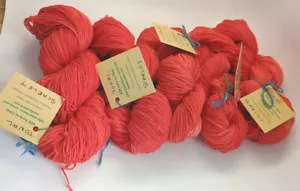 Bolsa Completa de 5 NEK Teñido a Mano 75% Merino 25% Nailon Hanks Tonal Escarlata - Imagen 1 de 1