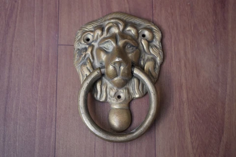 Vintage Lion door gate Knocker Handle Victorian heavy brass door Chest Ring Pull Cover