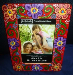 NEW Hand Painted, ArtMinds PICTURE FRAME w/ FLOWERS & ROD For Standing 4"X6" Pix - Foto 1 di 4