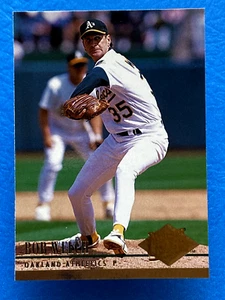 1994 Fleer Ultra Bob Welch #114 - Picture 1 of 2