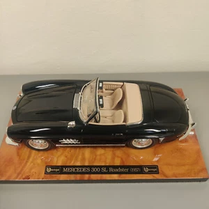 Burago Mercedes Benz 300SL Roadster 1957 3723 Black / Silver - Wooden Plinth - Picture 1 of 16