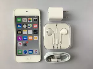 Apple Ipod Touch 6th Generation 16gb Silver Mint - Picture 1 of 3
