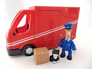 POSTMAN PAT AND JESS THE CAT WITH SDS TALKING / MUSICAL PARCEL VAN AND PARCEL - Picture 1 of 7