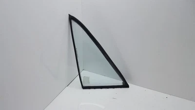 Vidrio de ventilación de puerta trasera izquierda conductor compatible con 89-92 CRESSIDA 737790 Foto 1 de 2