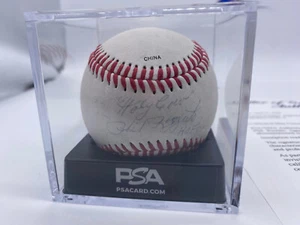 Phil Rizzuto signierter Baseball, beschriftet "Heilige Kuh" "HOF 94" - PSA authentifiziert - Bild 1 von 3