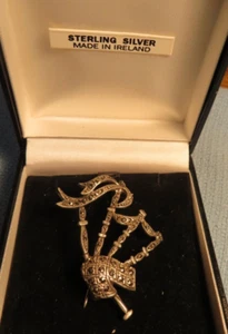 Bagpipes Pin Made in Ireland Sterling w/marcasites Brooch Hallmarked O/B - Picture 1 of 16