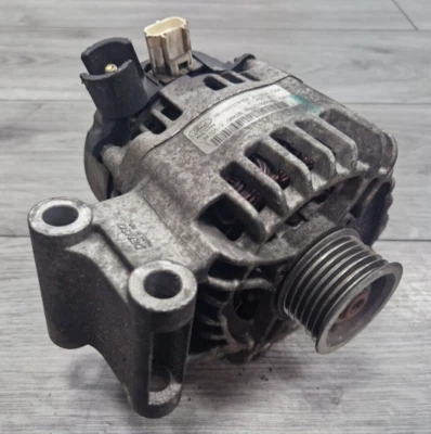 Alternador original ford c-max focus 1.6 gasolina 105 amperios 3n11-10300-ag 2003-2011 Foto 1 de 4