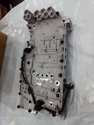 6L80 Transmission Valve Body For Cadillac CTS Chevrolet Express 2500 GMC - Image 1 of 3