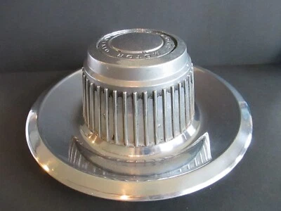 Tapacubos centrales Chevrolet Super Sport años 70 Impala Corvette 1974 1975 02C27 Foto 1 de 4