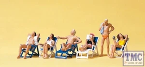 PR10431 OO/HO Gauge People Relaxing in Garden (6) - Picture 1 of 1