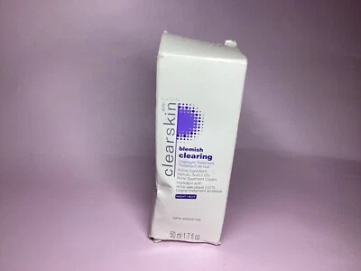 Tratamiento nocturno de limpieza de manchas de piel clara Avon 50 ml Foto 1 de 4