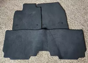 OFERTA -- Alfombrillas negras negras para Cadillac LYRIQ 2024 frt - Imagen 1 de 2