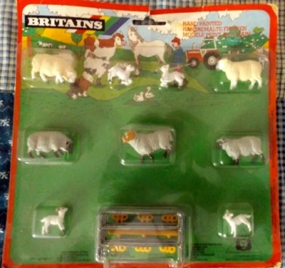VINTAGE Britains 7169 Plastic Farm Animals On Card - New Old Stock - Image 1 of 4