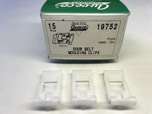 Auveco Door Belt Molding Clips Ford - Foto 1 di 2