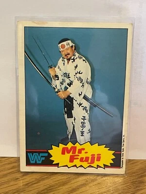 1985 O-Pee-Chee Mr. Fuji #17 WWF wrestling card - Image 1 of 2