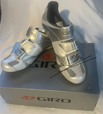 Zapatos para mujer Giro Espada EC70 ciclismo de carretera talla US 8,5 EUR 40,5 blancos/plateados Foto 1 de 4