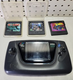 Sega Game Gear Handheld Working With 3 Games 2 Games Work. 
