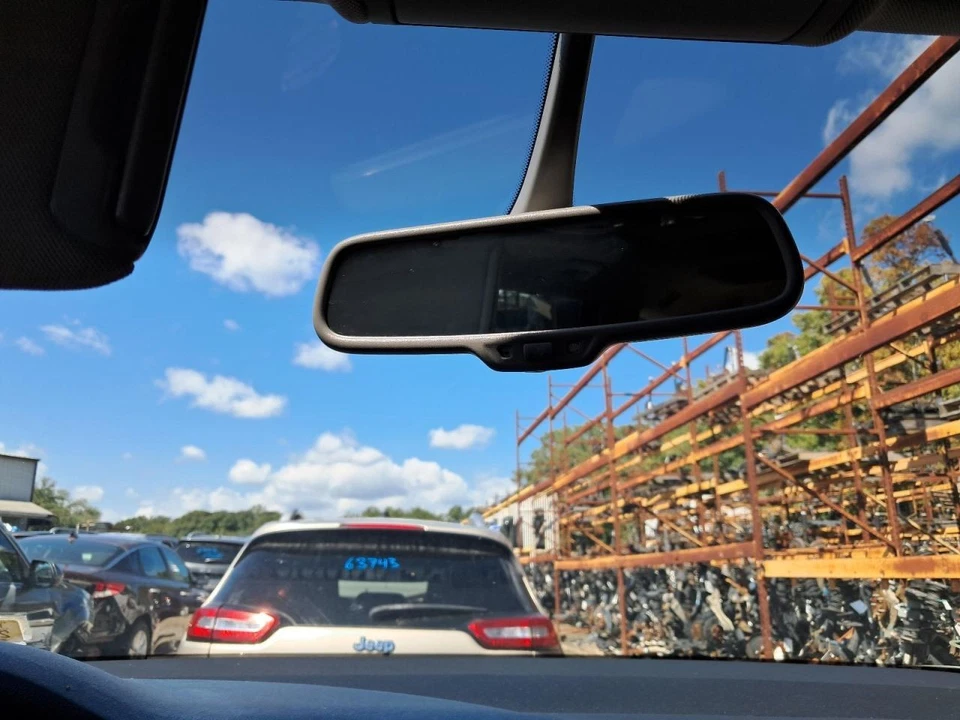 2015 AUDI Q7 Rear View Mirror Automatic Dimming w/Compass Used 123K Miles - Image 1 of 1